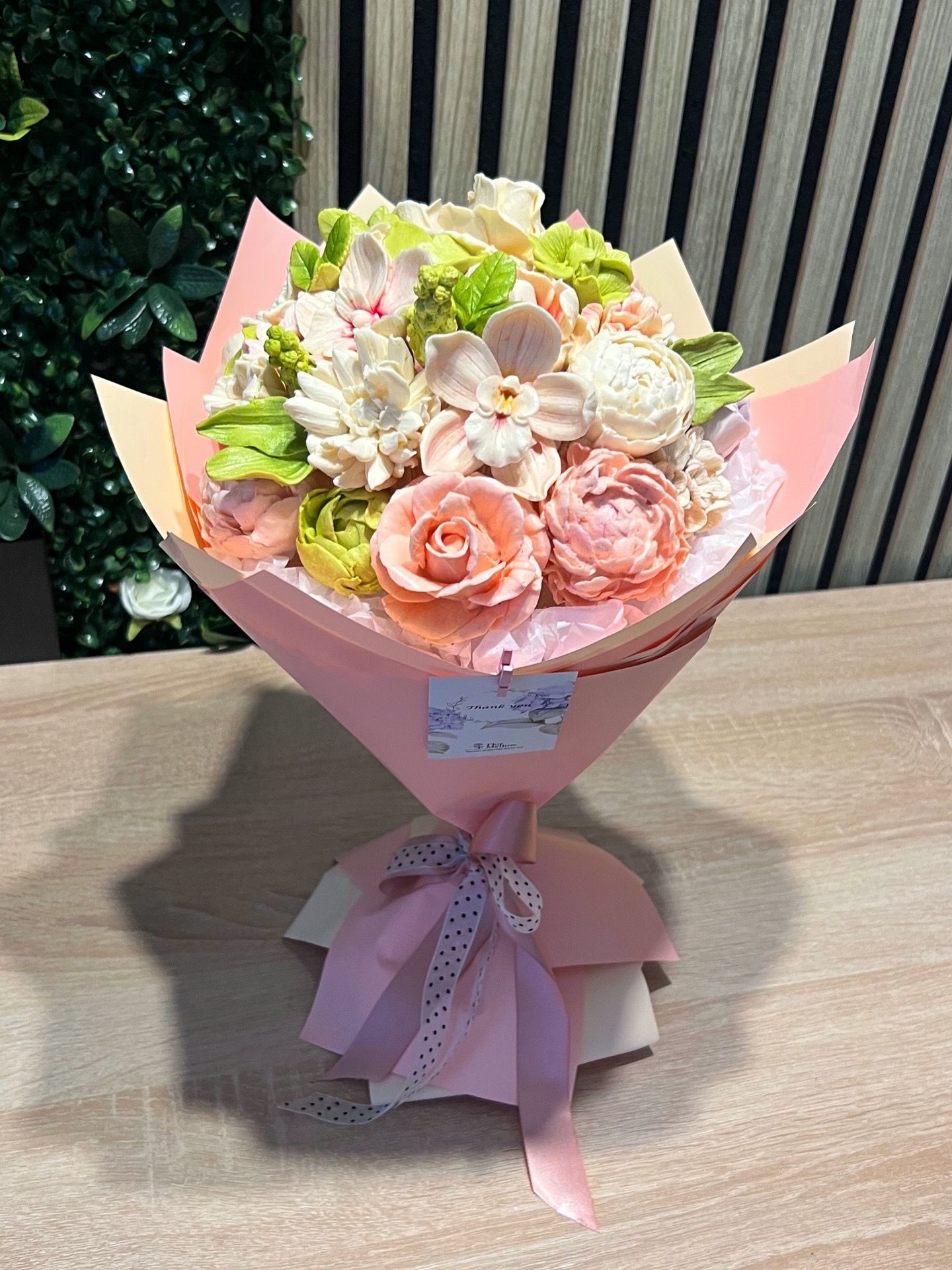 Fresh Garden Bouquet M